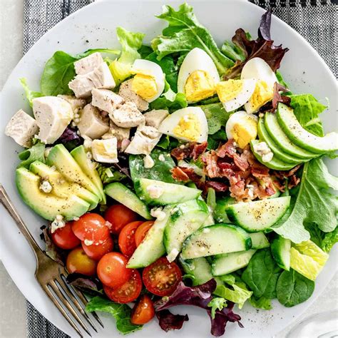 Cobb Salad: Nutritional Breakdown For Healthy Eating