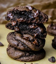 Easy Chocolate Chip Cookies Recipe Greedy Eats