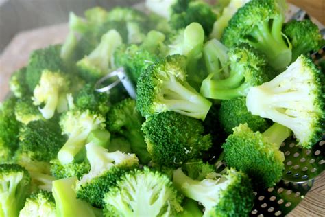 How Steamed Broccoli Helps?