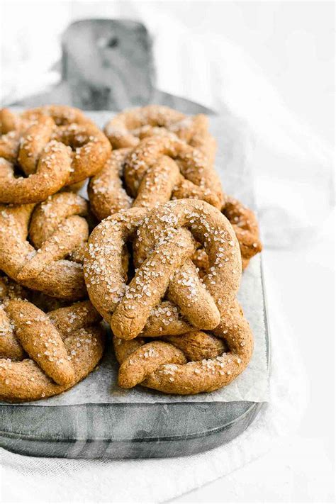 How To Choose Healthy Soft Pretzels? Shopping Tips