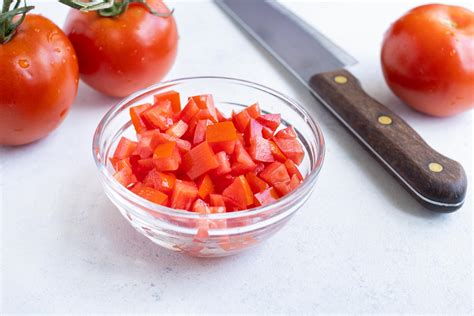 How To Slice And Dice A Tomato