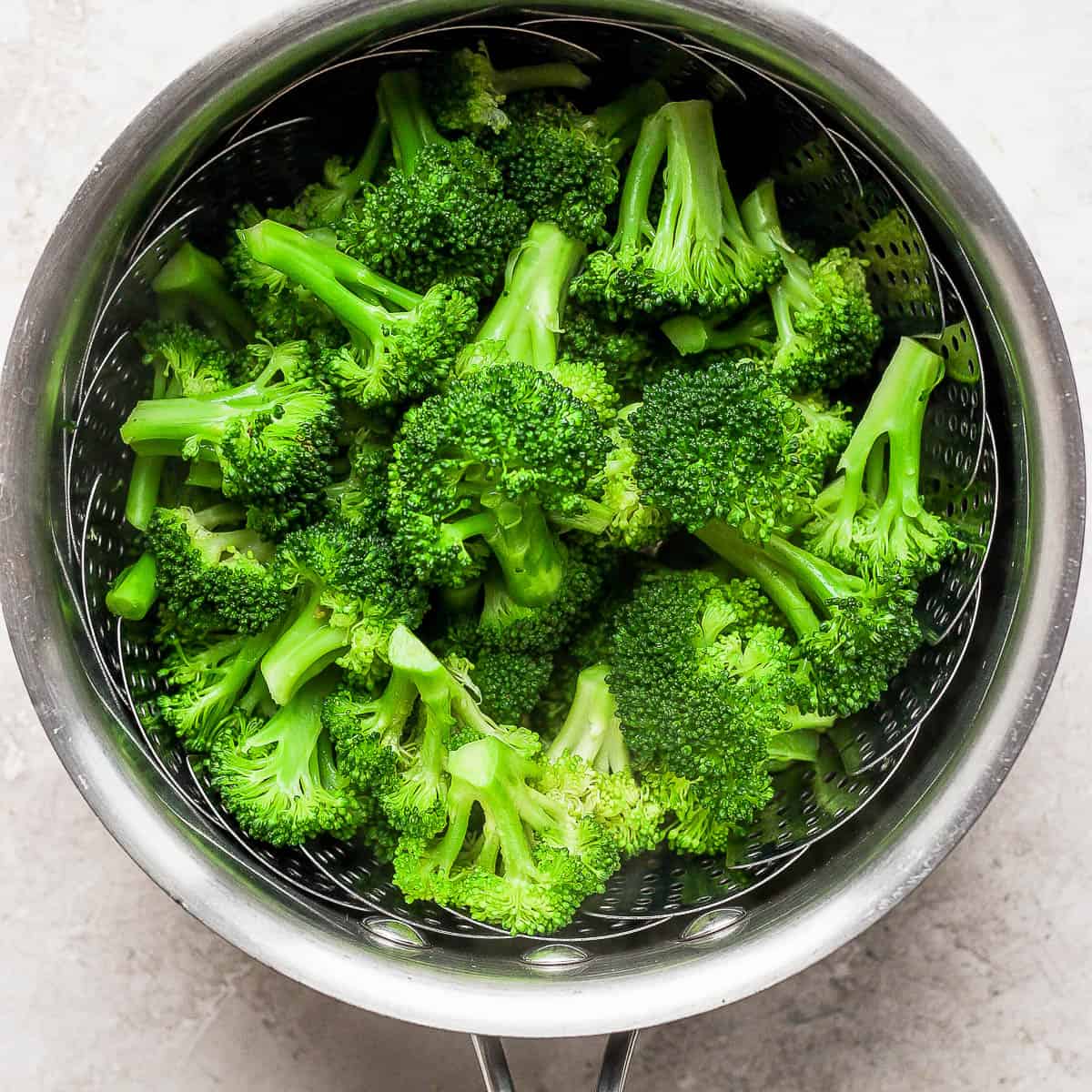 How To Steam Broccoli Without A Steamer Becentsational