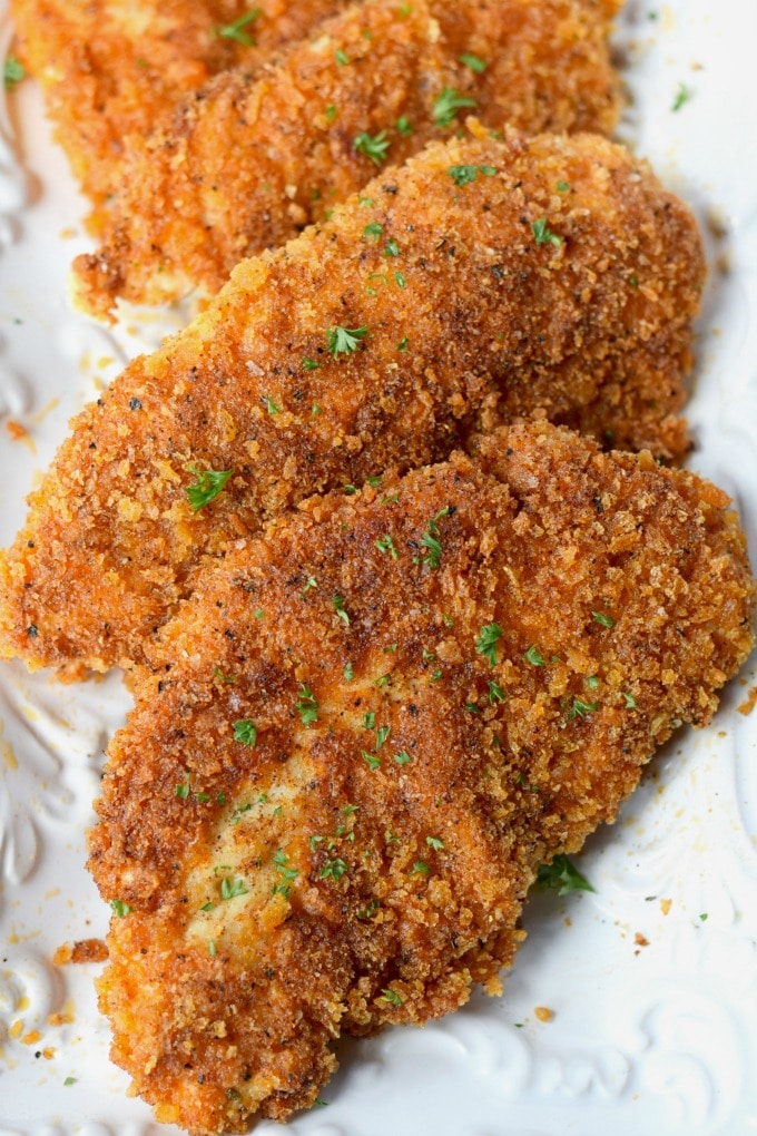 Making Crispy Chicken Cutlets