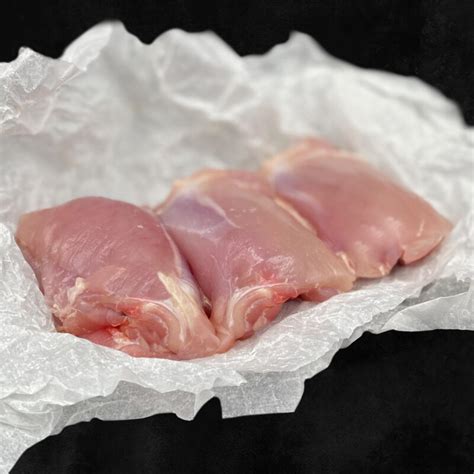 Skinless Boneless Chicken Thighs 6 Per Tray Corrigan S Butchers