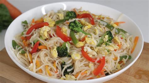 Super Easy Quick 10 Minutes Vegetable Egg Noodles Recipe Noodles