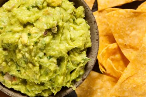 Wanna Get Free Chips Amp Guac From Chipotle Amp 39