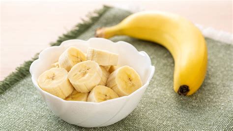 Why Choose Bananas For A Healthy Snack?